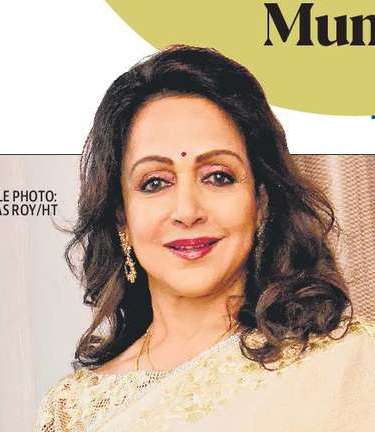 HEMA MALINI:
75 AND
SHINING!