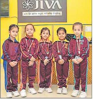 Jiva 公立学校、Fbd セクション 21、アクティビティベースの学習で実績をあげる