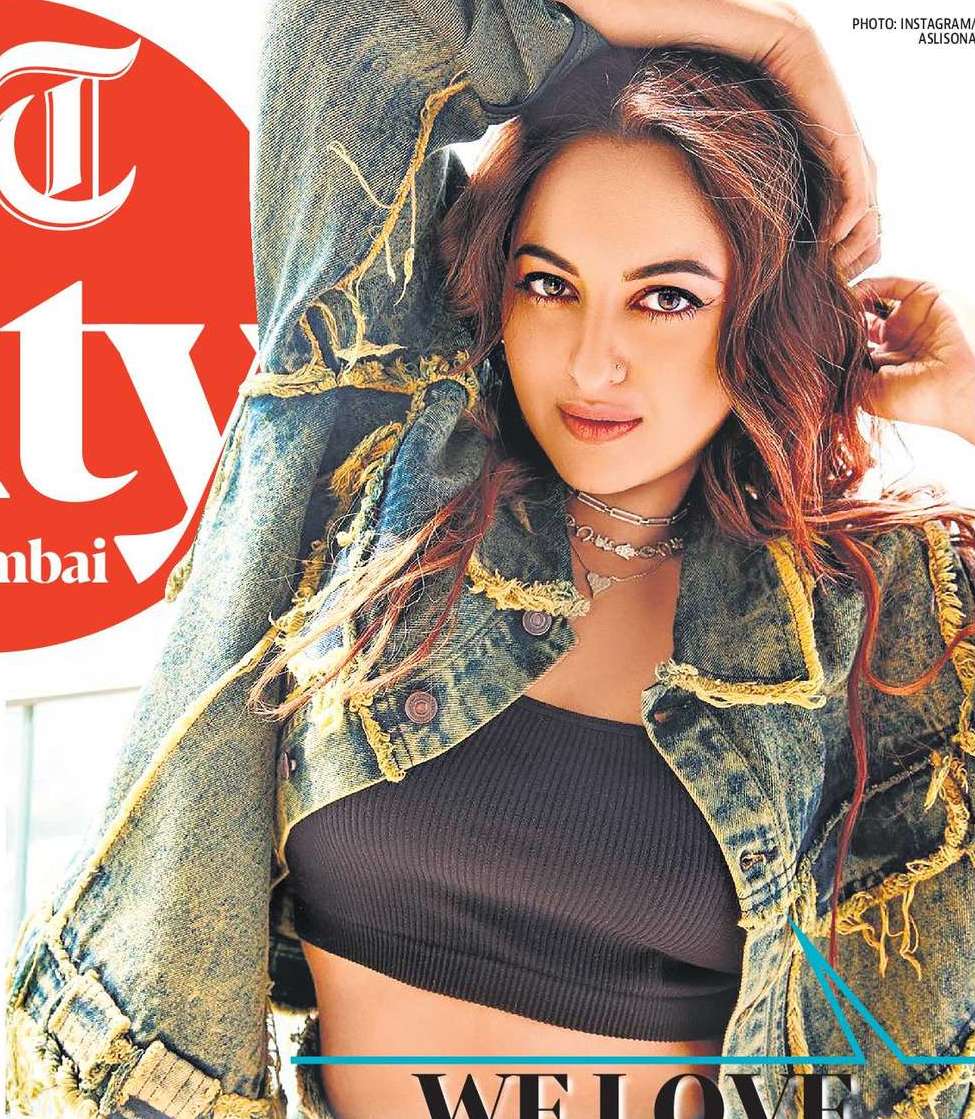 WE LOVE
TO TRAVEL WITHIN INDIA WE LOVE
TO TRAVEL WITHIN INDIA