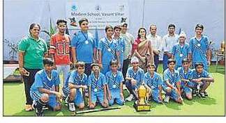 ロヒニのサチデヴァ公立学校がホッケー大会で好成績