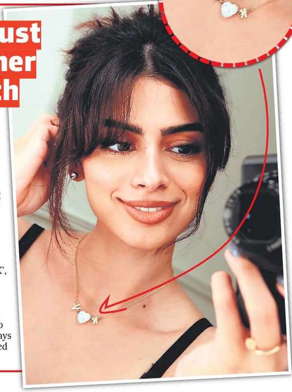 クシはインスタグラムでヴェダングとのロマンスを軽く紹介しただけでしょうか?