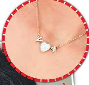 クシはインスタグラムでヴェダングとのロマンスを軽く紹介しただけでしょうか?