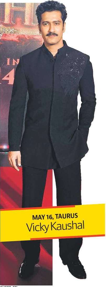 { 今週のタロット } { 今週のタロット }