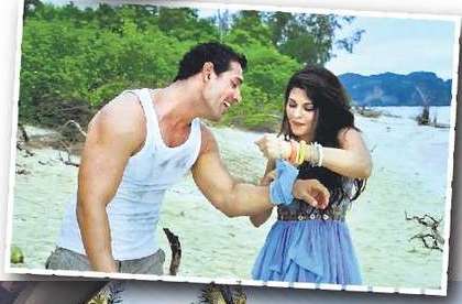 サワディカ、サムイ島！