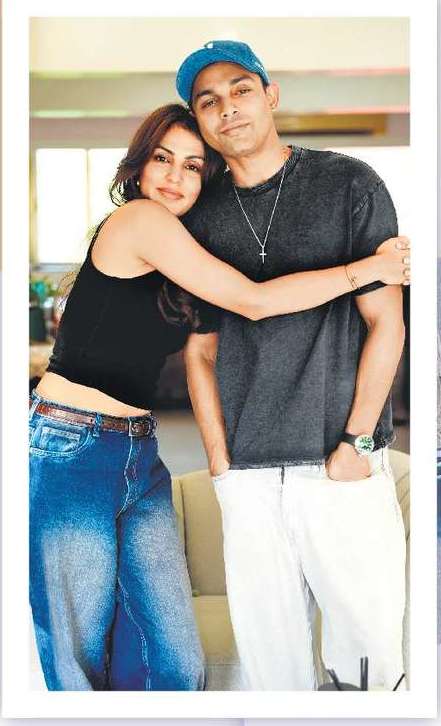 RAKHI, RIZZ AND
RAKSHAK VIBES!